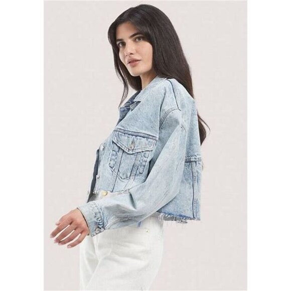 Zara Women's Cropped Raw Hem Light Wash Denim Jacket Size Med - Picture 1 of 2